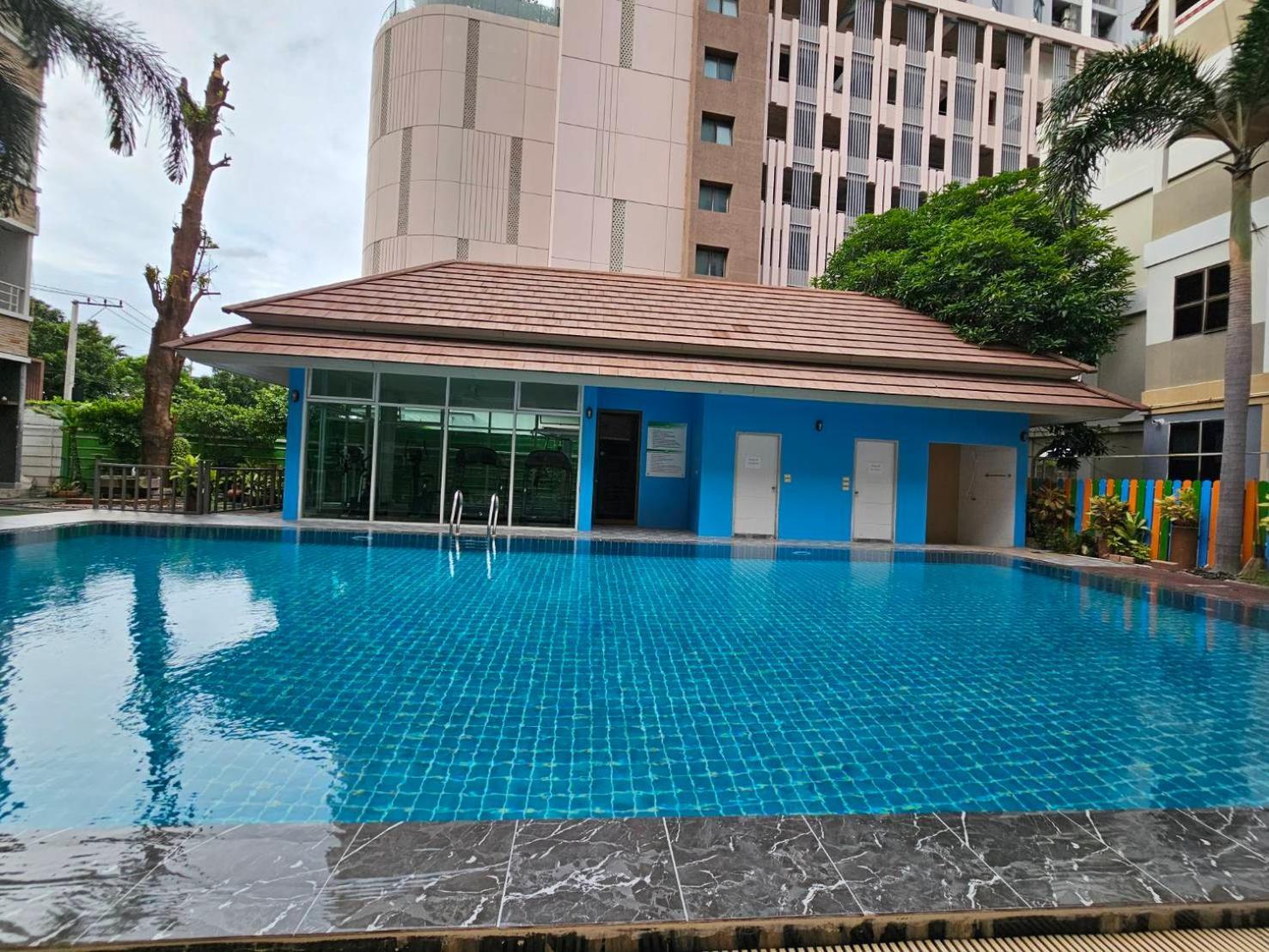 Diya Hotel Bangkok Exterior photo
